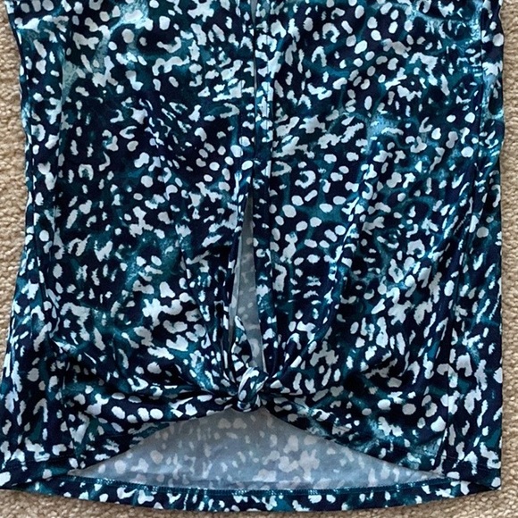 Old Navy Active Athletic Tank - Picture 6 of 7